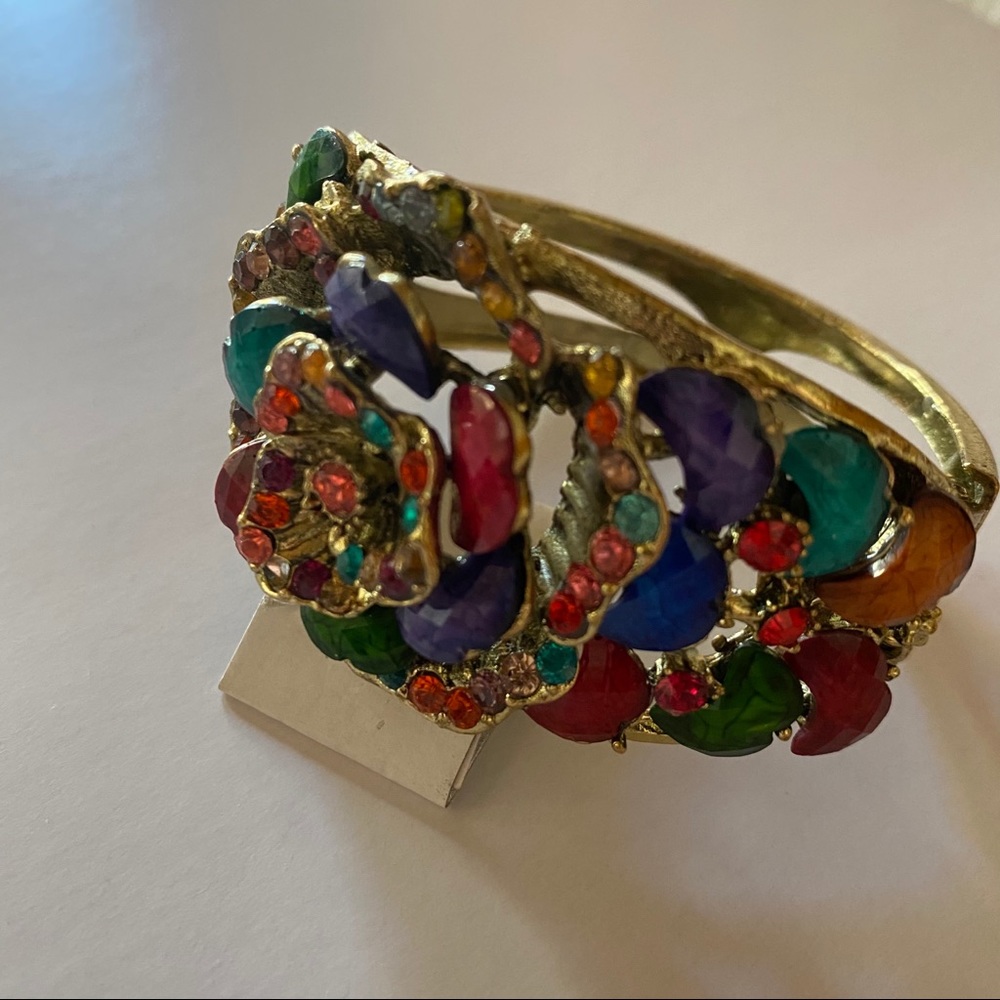 🌺Floral Stone🌺 Bracelet Bangle